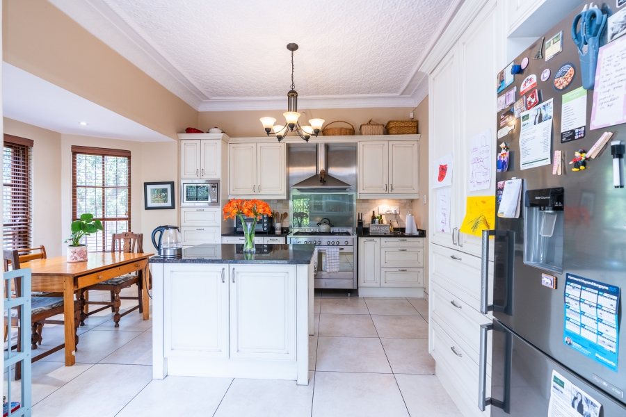 3 Bedroom Property for Sale in Pinelands Western Cape